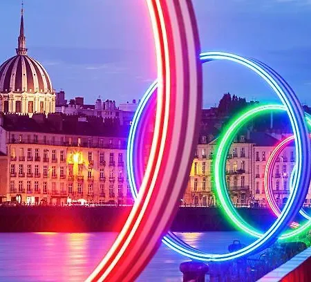 Calme Avec Terasse & Parking Prive * Bouguenais