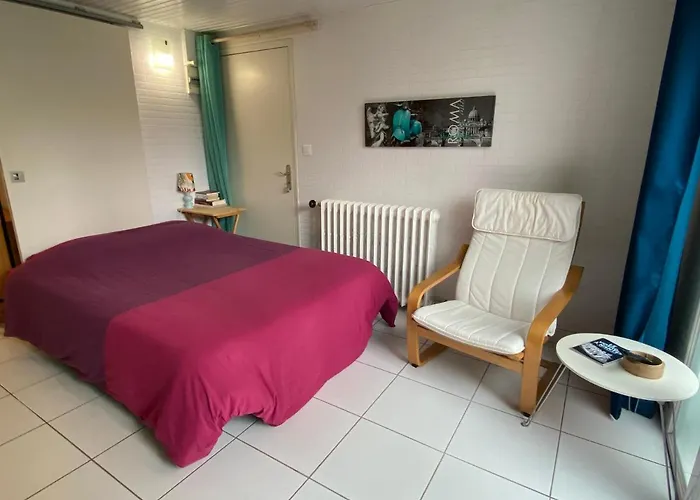 Calme Avec Terasse & Parking Prive Apartmán *