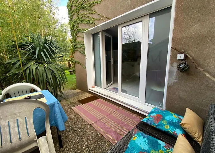 Apartmán Calme Avec Terasse & Parking Prive