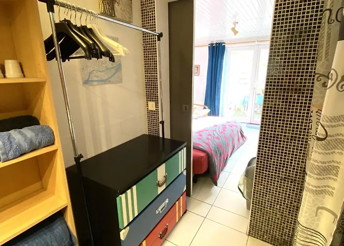 Calme Avec Terasse & Parking Prive